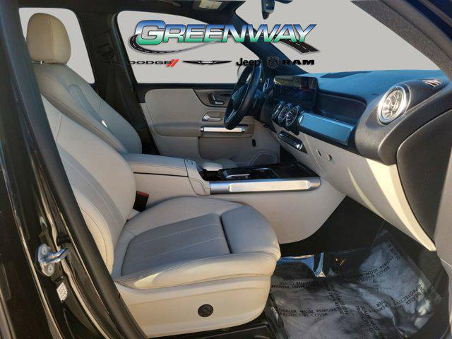 used 2022 Mercedes-Benz GLB 250 car, priced at $24,519