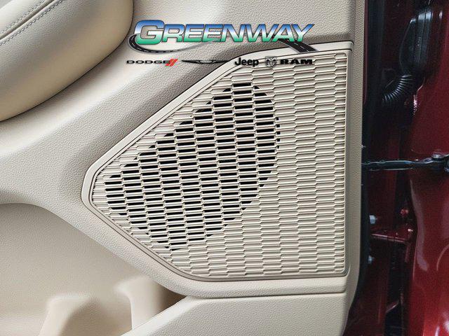 new 2025 Jeep Grand Cherokee L car, priced at $39,928