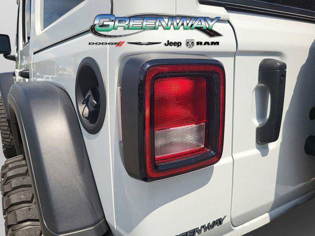 new 2025 Jeep Wrangler car, priced at $60,995