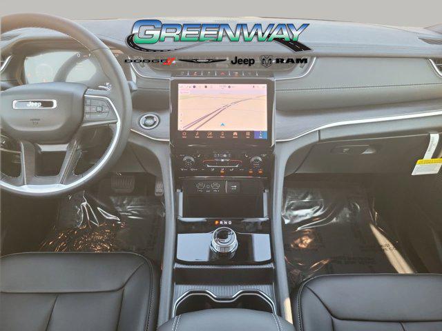new 2025 Jeep Grand Cherokee car, priced at $41,428