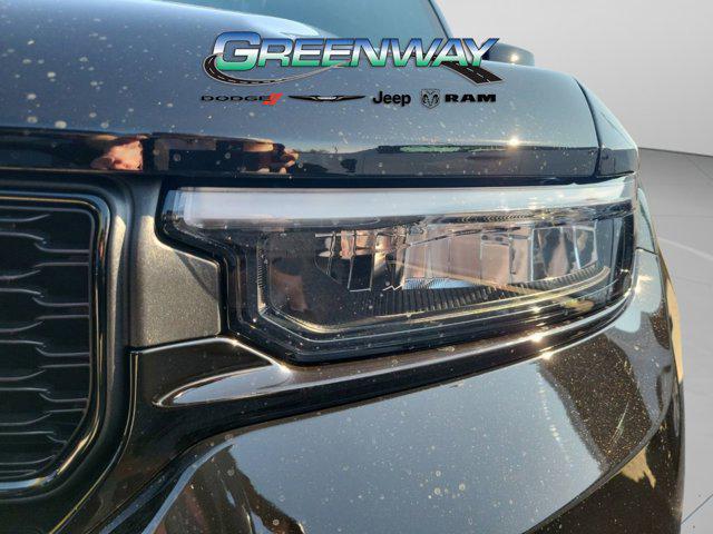 new 2025 Jeep Grand Cherokee car, priced at $41,428