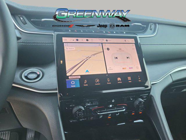 new 2025 Jeep Grand Cherokee car, priced at $41,428