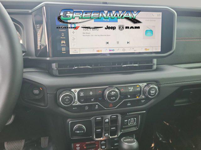 new 2025 Jeep Gladiator car, priced at $43,871