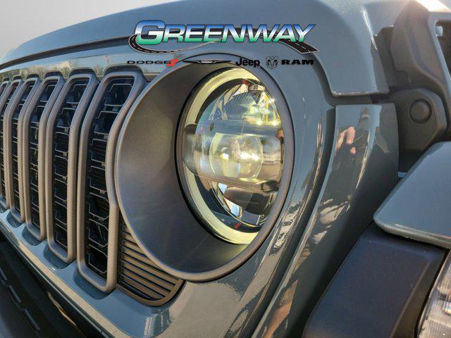 new 2026 Jeep Gladiator car, priced at $54,379