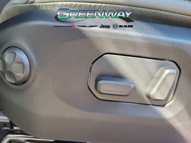 new 2026 Jeep Gladiator car, priced at $54,379