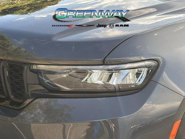 new 2025 Jeep Grand Cherokee car, priced at $38,014