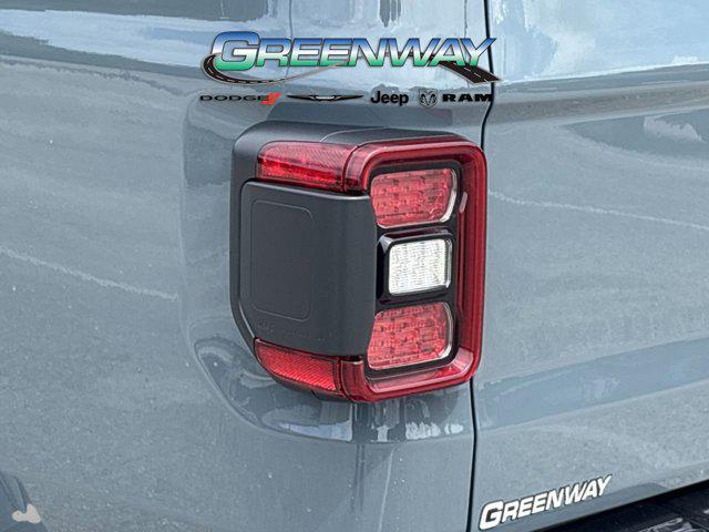 new 2025 Jeep Gladiator car, priced at $45,871