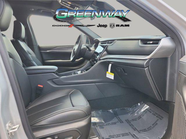 used 2024 Jeep Grand Cherokee car, priced at $32,787