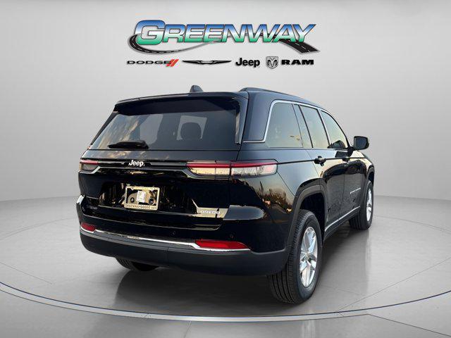 new 2025 Jeep Grand Cherokee car, priced at $37,950