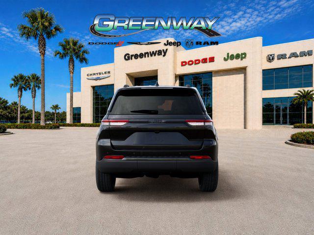 new 2025 Jeep Grand Cherokee car, priced at $37,924