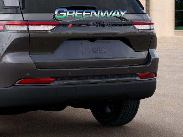 new 2025 Jeep Grand Cherokee car, priced at $37,924