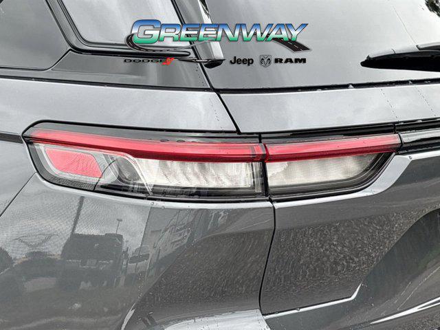 new 2025 Jeep Grand Cherokee car, priced at $41,032