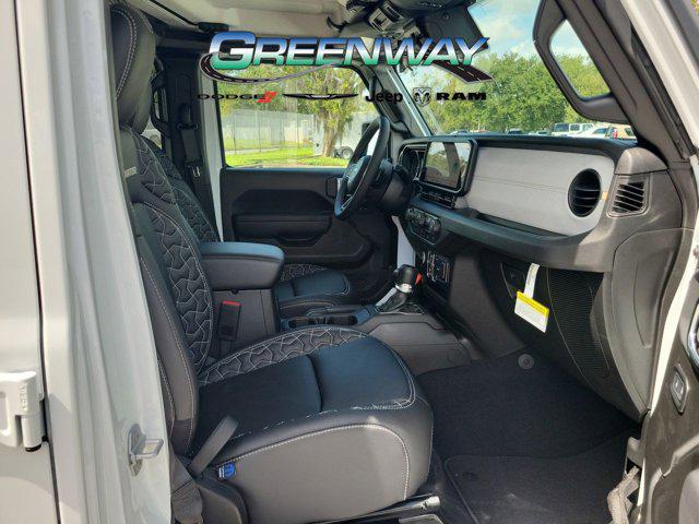 new 2025 Jeep Gladiator car, priced at $48,541