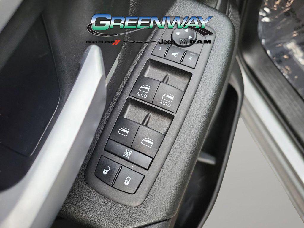 used 2024 Ram 1500 car, priced at $41,519