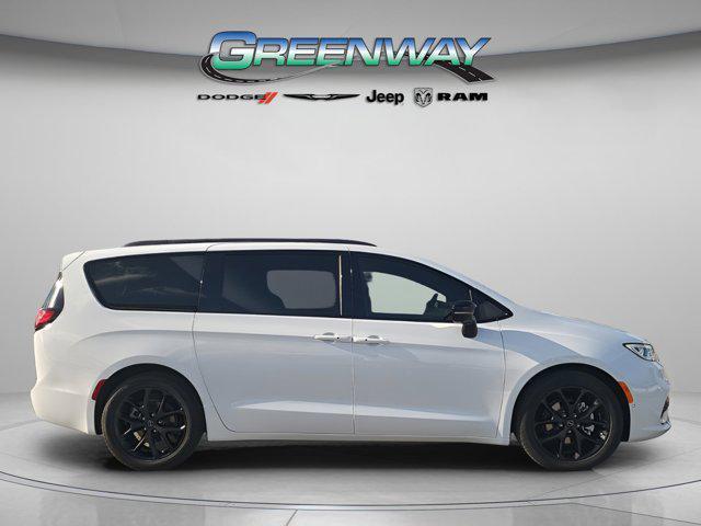 new 2026 Chrysler Pacifica car, priced at $47,205