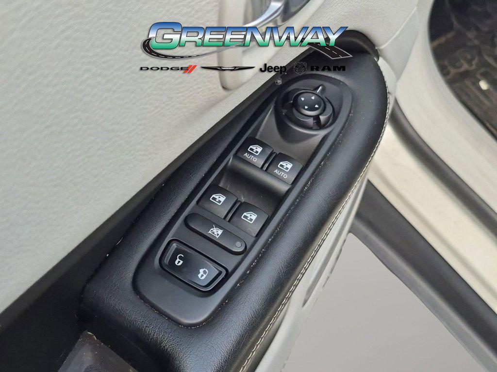 used 2018 Jeep Compass car, priced at $16,134