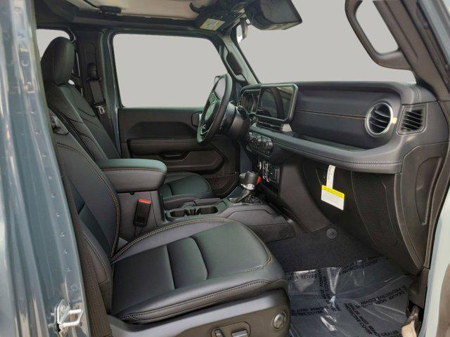 new 2025 Jeep Gladiator car, priced at $37,435