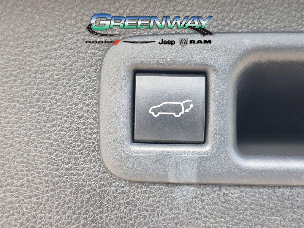 used 2020 Toyota Highlander car, priced at $29,233
