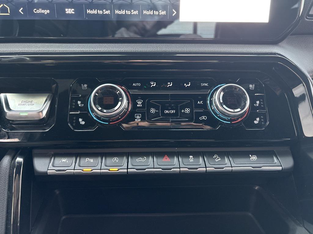 used 2022 GMC Sierra 1500 car, priced at $41,392