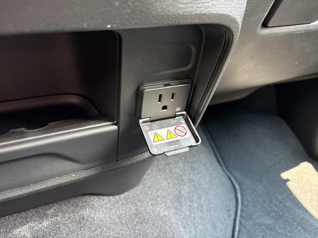 new 2025 Ram 2500 car, priced at $59,076