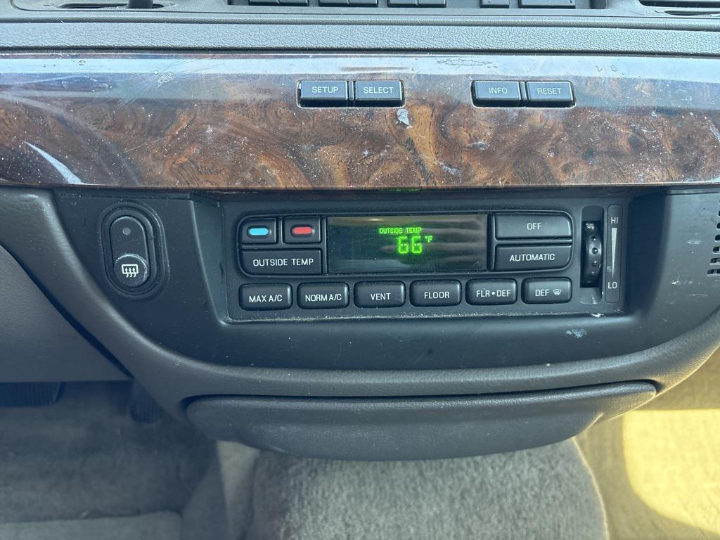 used 2008 Mercury Grand Marquis car, priced at $6,999