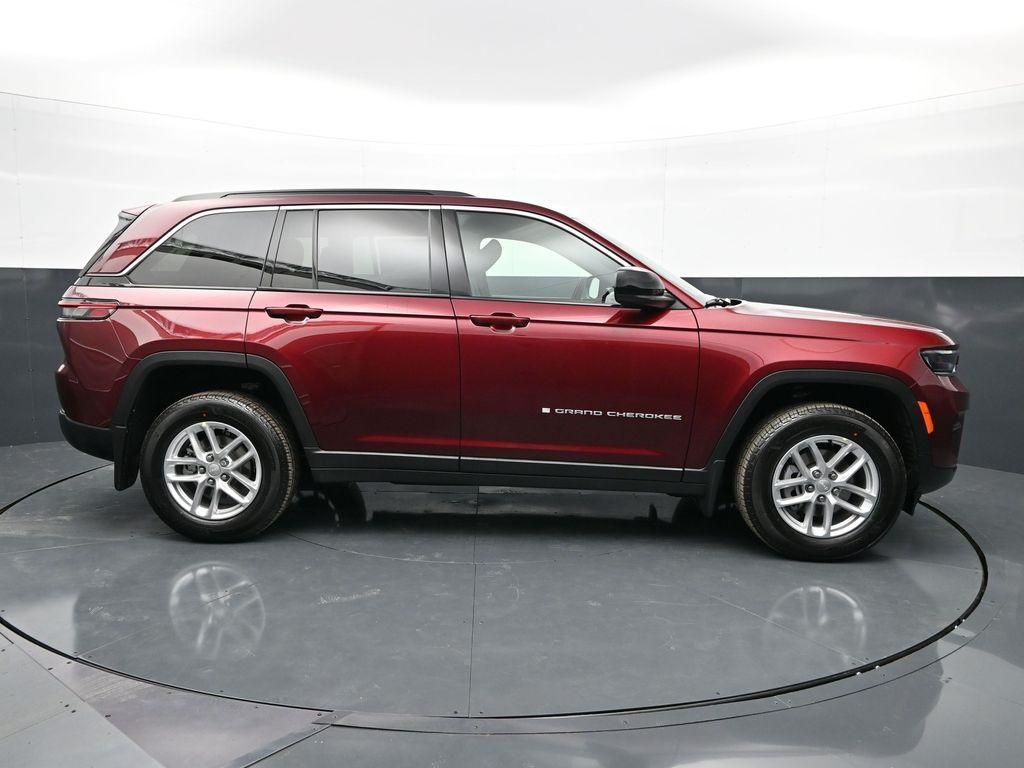 new 2026 Jeep Grand Cherokee car, priced at $41,616