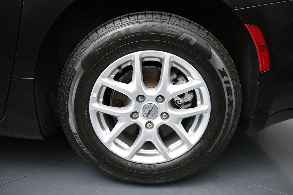 used 2023 Chrysler Pacifica car, priced at $24,764