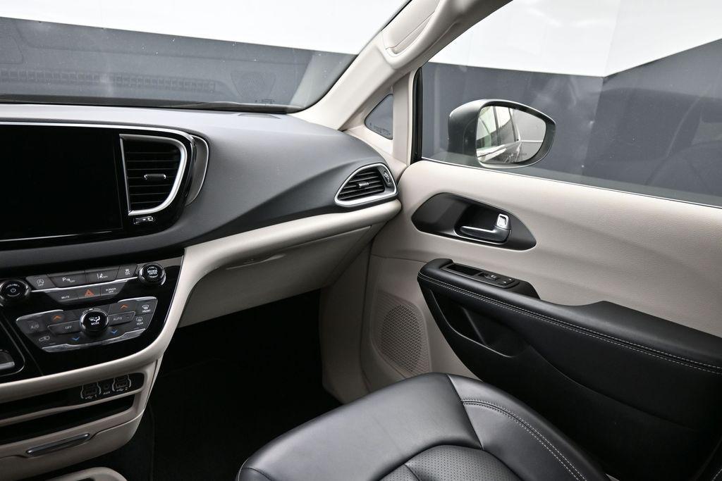 used 2023 Chrysler Pacifica car, priced at $24,764