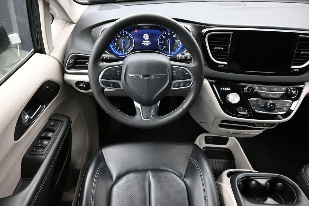 used 2023 Chrysler Pacifica car, priced at $24,764