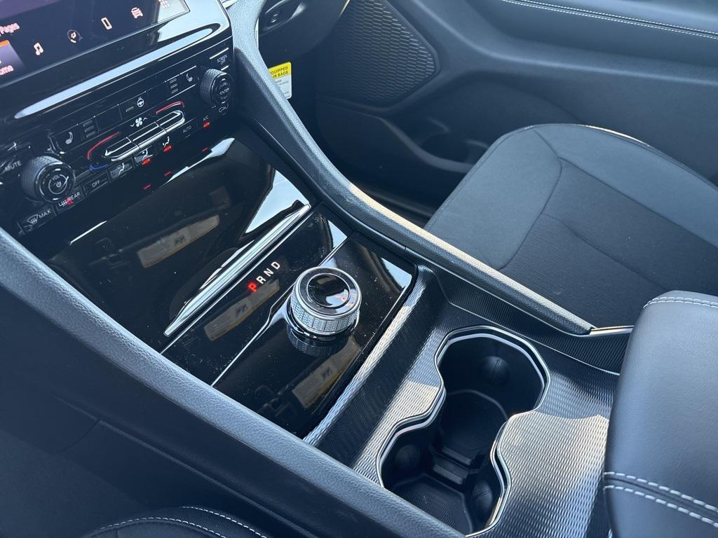 new 2026 Jeep Grand Cherokee car, priced at $42,164