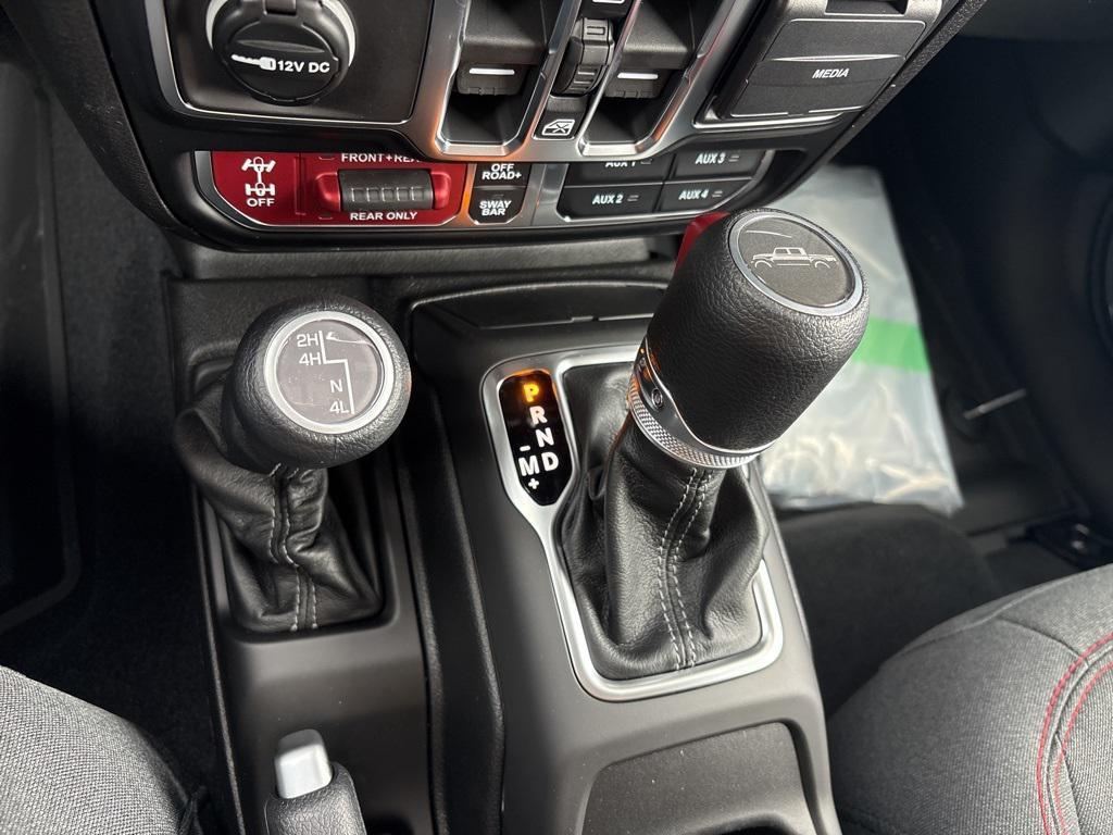 new 2026 Jeep Gladiator car, priced at $51,260