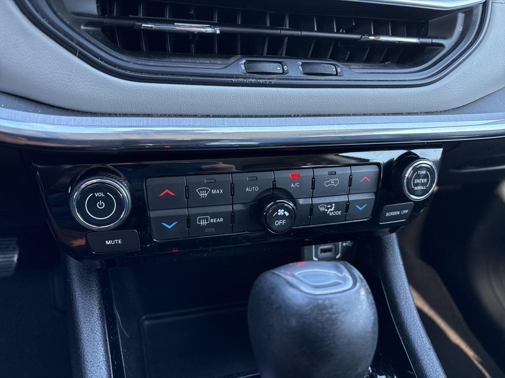 used 2022 Jeep Compass car, priced at $19,618