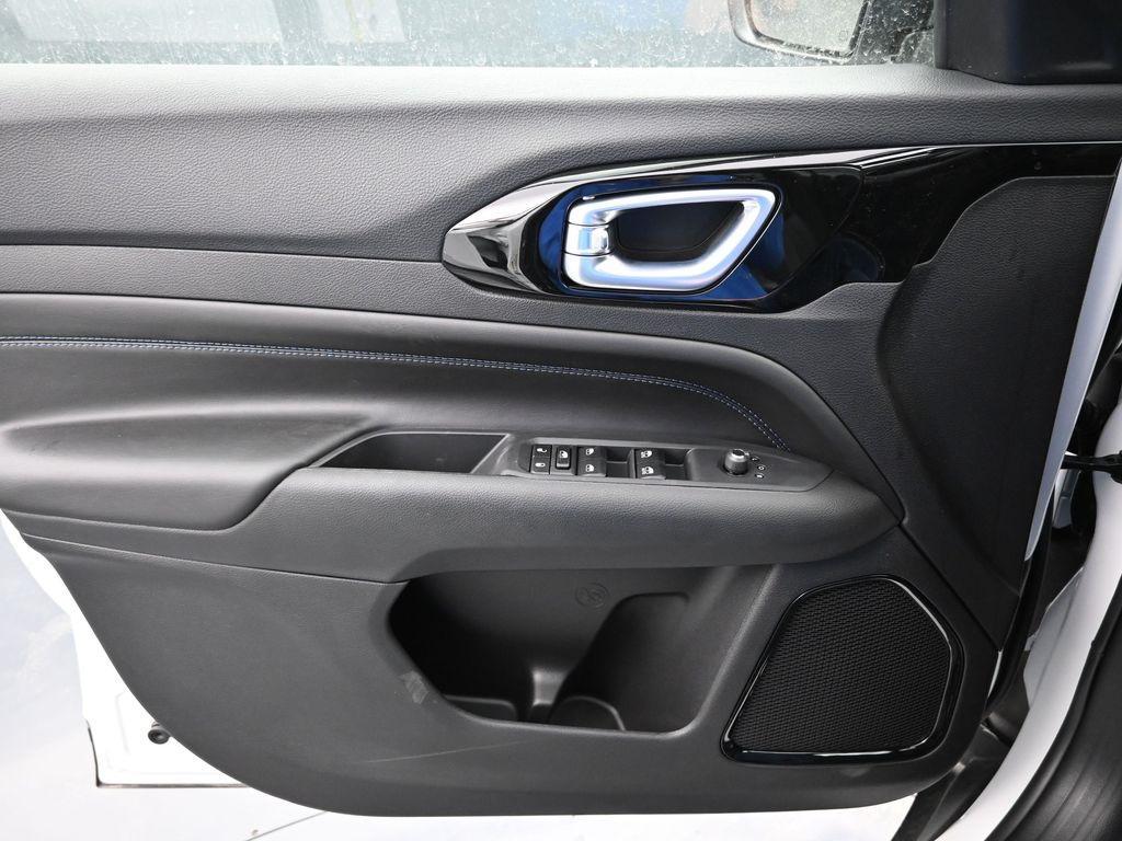 new 2026 Jeep Compass car, priced at $28,923