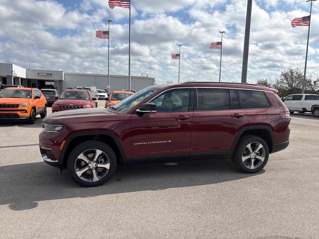 new 2025 Jeep Grand Cherokee L car, priced at $44,408