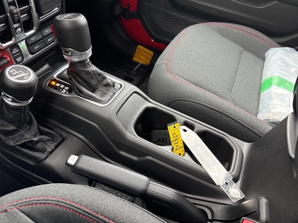 new 2026 Jeep Gladiator car, priced at $48,760
