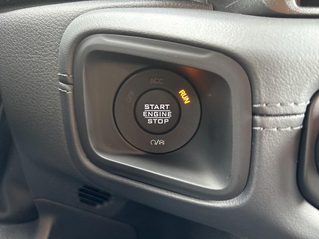 new 2026 Jeep Gladiator car, priced at $48,760