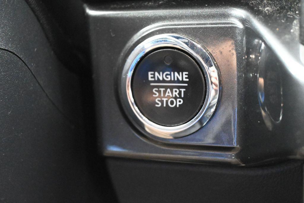 used 2021 Ford F-150 car, priced at $31,104
