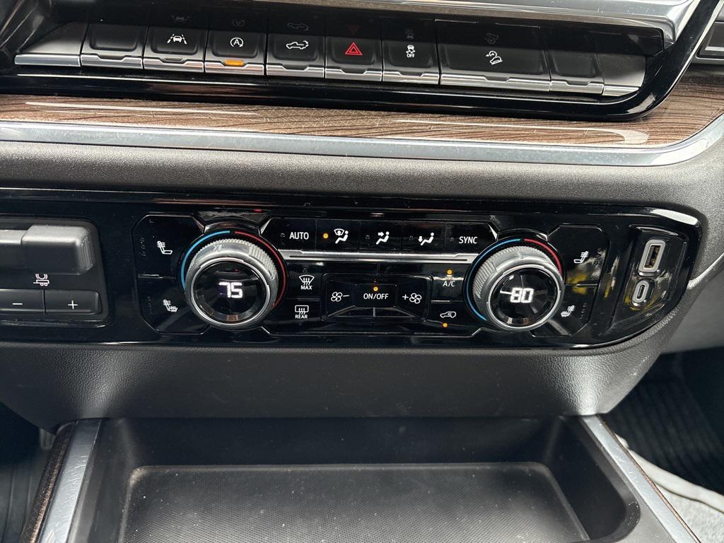 used 2024 Chevrolet Silverado 1500 car, priced at $35,991