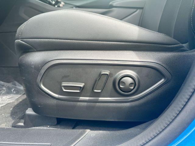 new 2026 Jeep Cherokee car, priced at $42,107