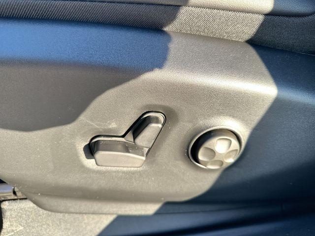 new 2026 Chrysler Pacifica car, priced at $42,862