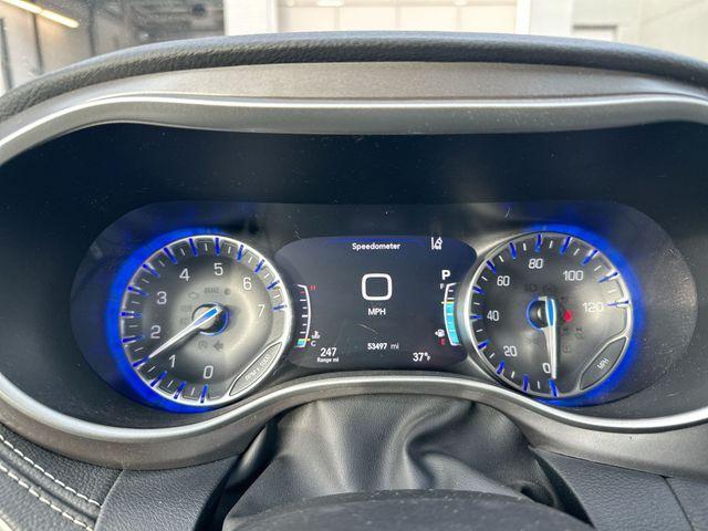 used 2022 Chrysler Pacifica car, priced at $31,614