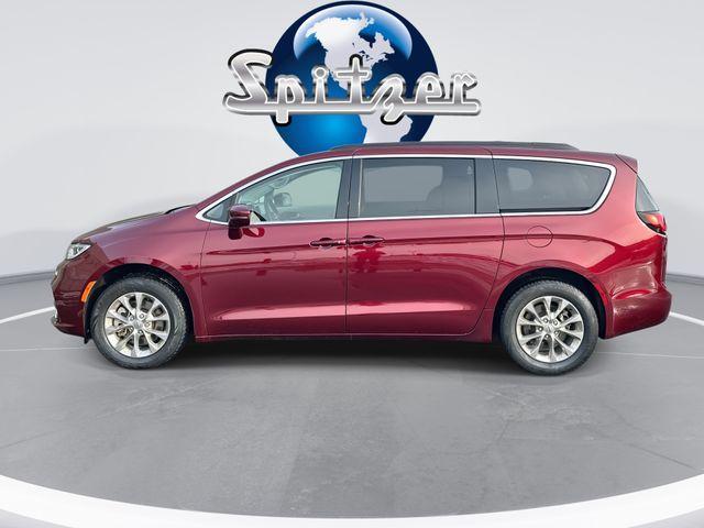 used 2022 Chrysler Pacifica car, priced at $31,614