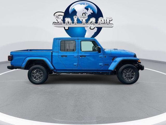 new 2026 Jeep Gladiator car, priced at $46,375