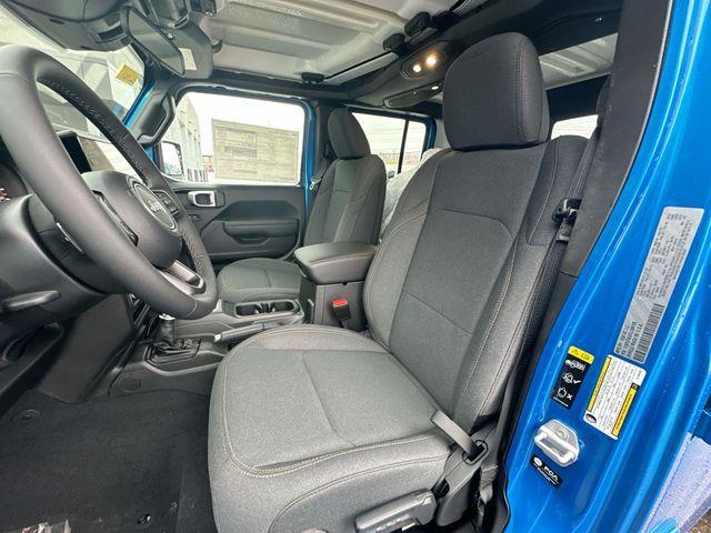 new 2026 Jeep Gladiator car, priced at $46,375