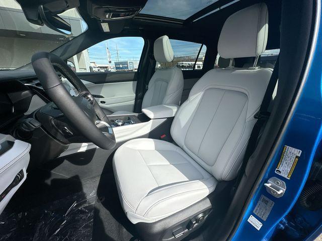 new 2026 Jeep Cherokee car, priced at $41,456