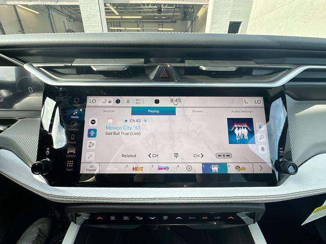 new 2026 Jeep Cherokee car, priced at $41,456
