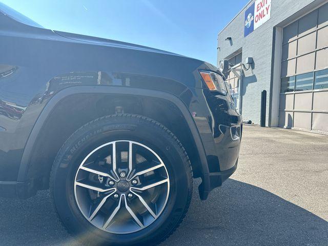 used 2022 Jeep Grand Cherokee WK car, priced at $25,722