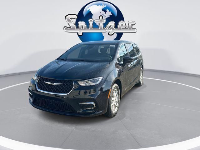 new 2026 Chrysler Pacifica car, priced at $42,862