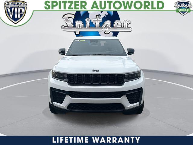 new 2026 Jeep Grand Cherokee car, priced at $40,355