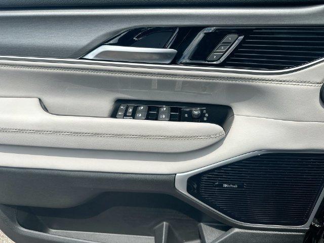 new 2026 Jeep Grand Wagoneer car, priced at $75,732